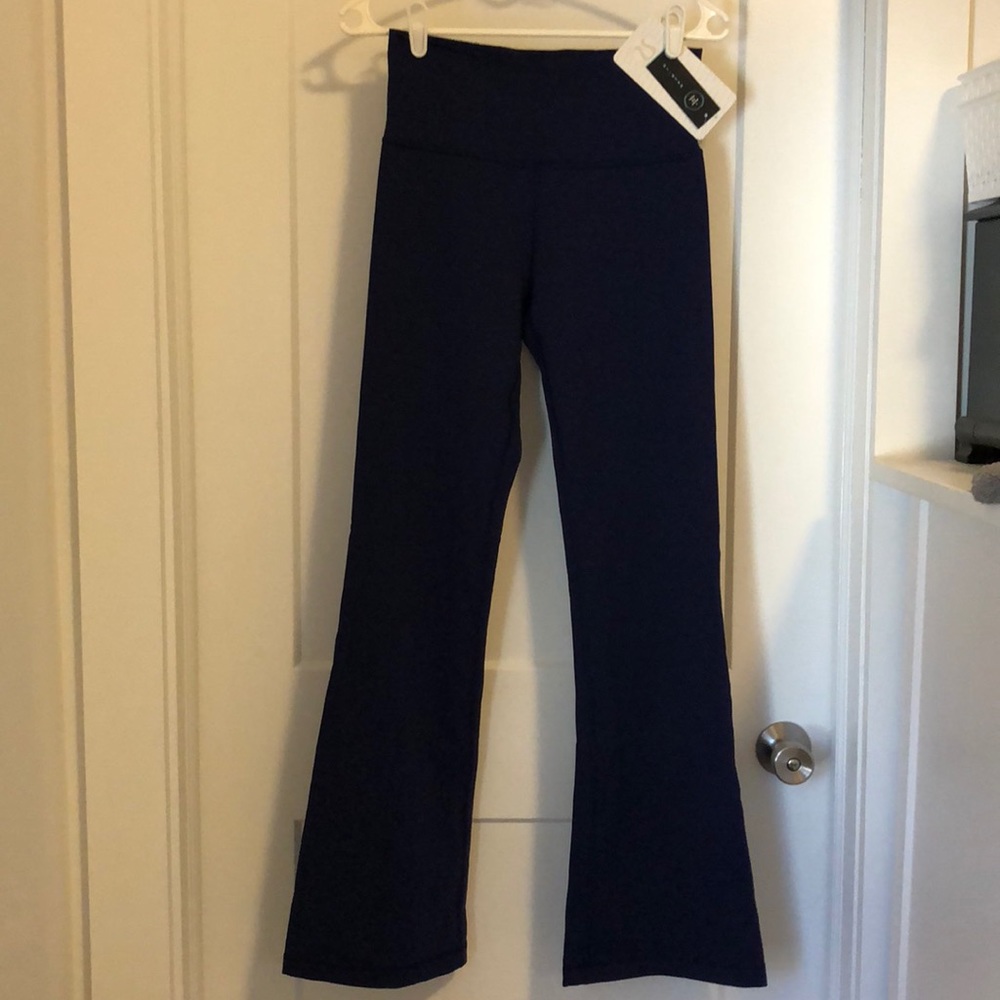 NWT lulu lemon groove III pants